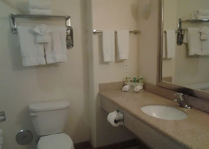 Hotel Express & By Ihg